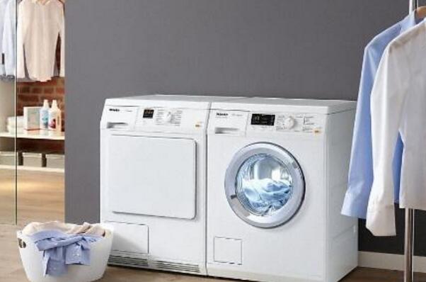 烘干机烘干衣服还需要晾晒吗 烘干机实用性大吗